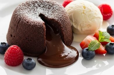 Easy Molten Chocolate Lava Cake for a Sweet Homemade Treat